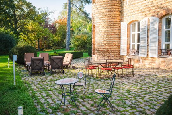 Petit-déjeuner sur la terrasse